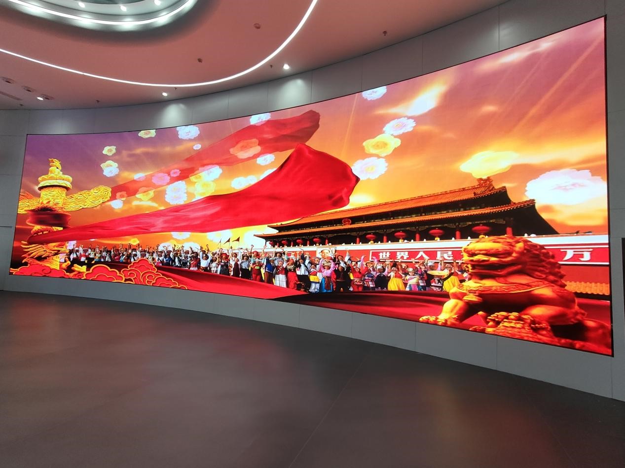 易游电竞显示赋能北方职教，引领智慧教育新潮流